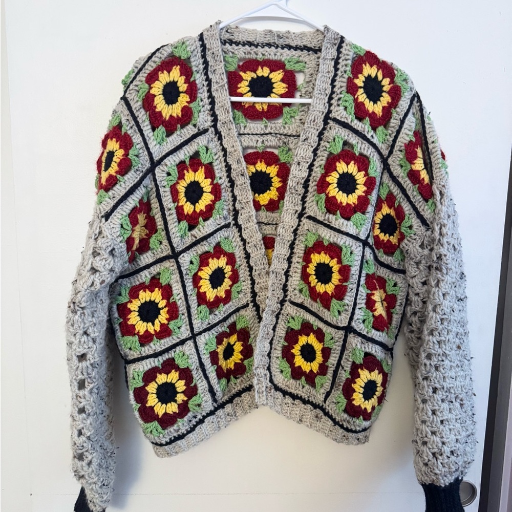 Handmade Floral Crochet Women Sweater - Multicolor